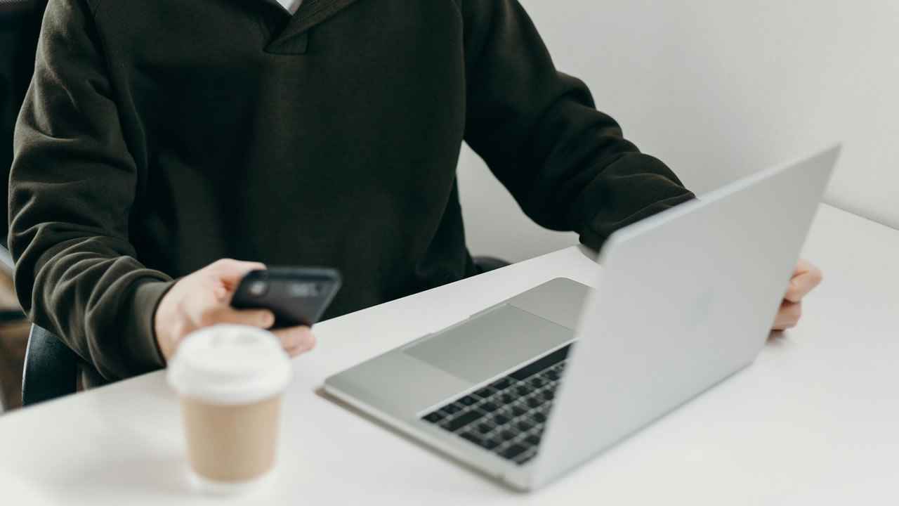 What happens if you miss the Form 2290 deadline?